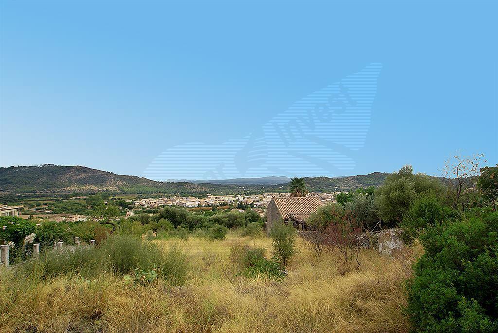 ca. 1.760 m2 Grundstück in Alaró,