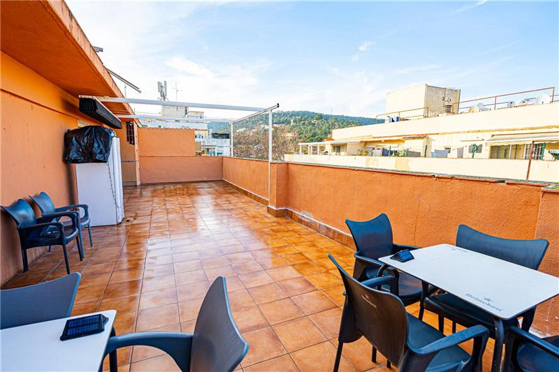 Renovated penthouse with approx. 70 sqm terrace in Son Roca