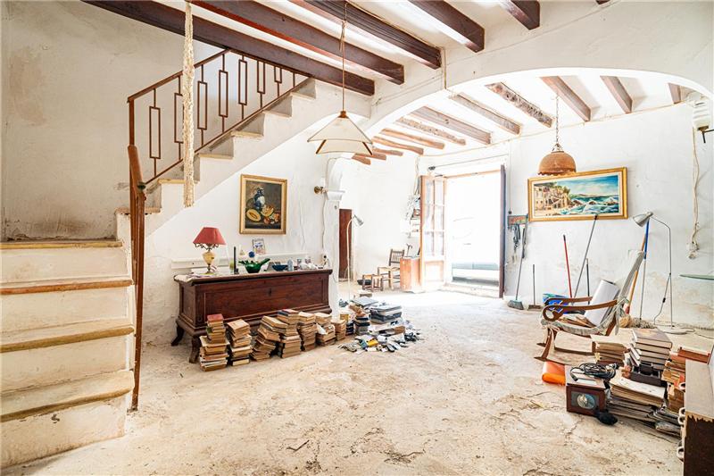 Dorfhaus  mit Charme zur Renovierung im historischen Zentrum von Costitx Inklusive Renovierungsprojekt