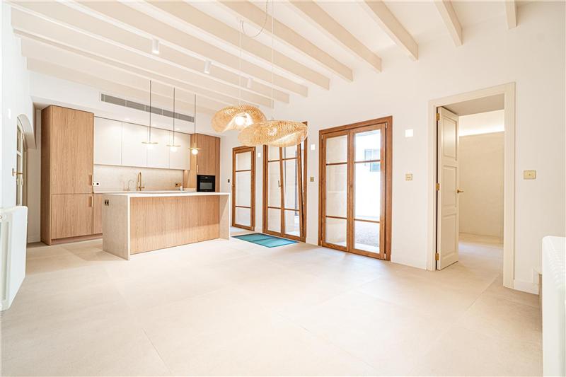 Mallorquinisches Haus mit Garten auf einem ca. 194 m² großen Grundstück.